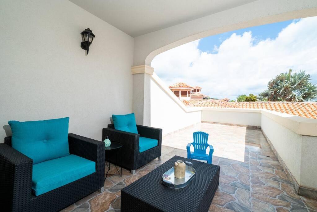 The Cottonwood House - Beach Villa Turtle Cove Exterior foto