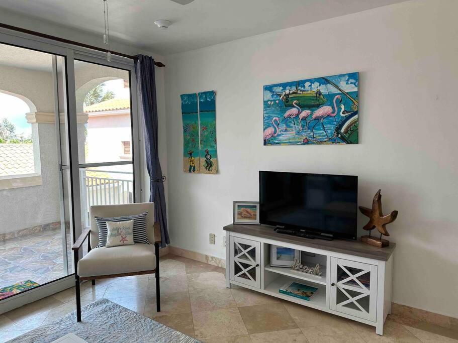 The Cottonwood House - Beach Villa Turtle Cove Exterior foto